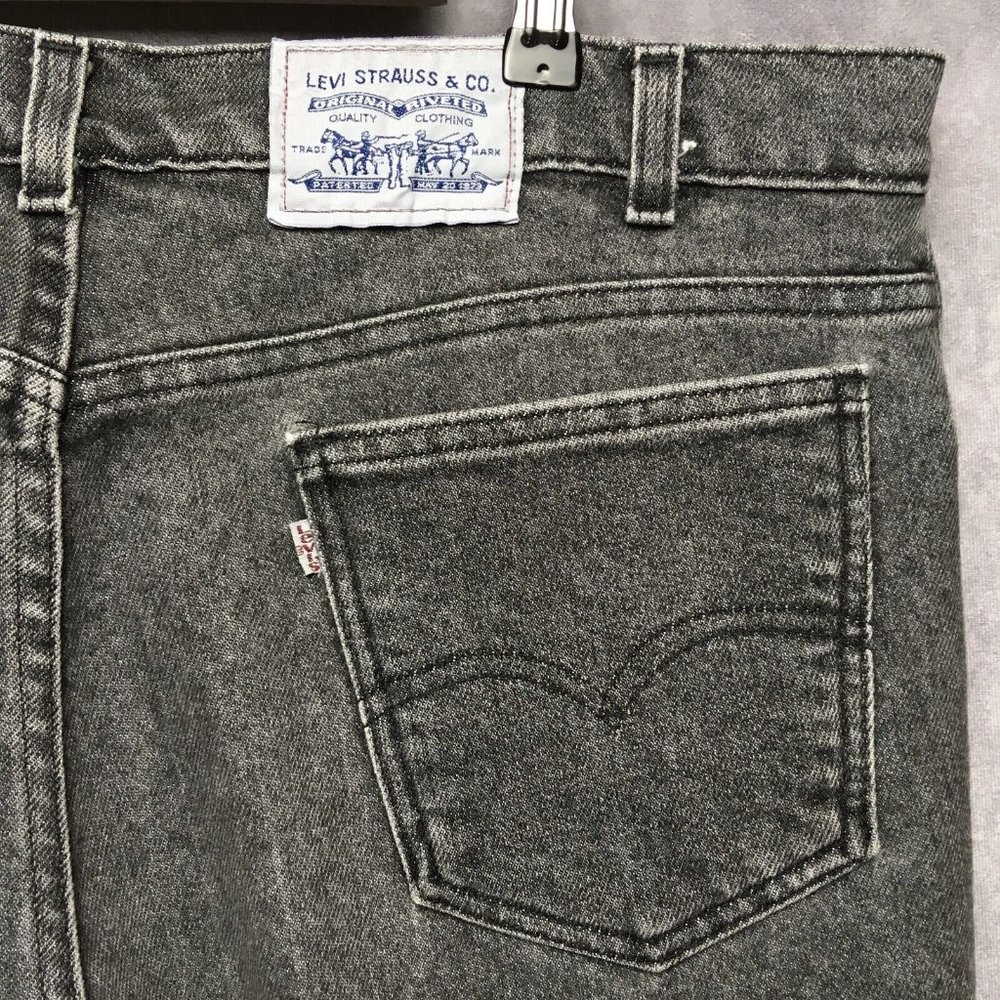 Vintage‎ Levis Mens Jeans Relaxed Gray 38x28 Actual Cotton Poly Denim Hemmed USA